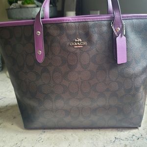 Coach zip top city tote